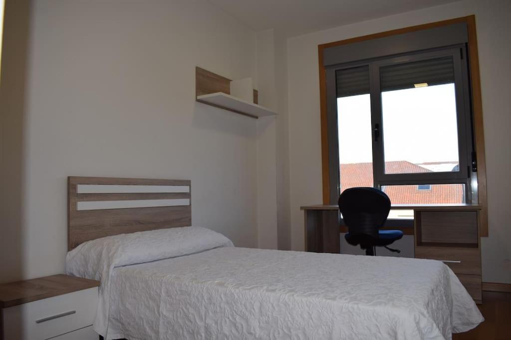 Apartamento Centro Villagarcia. Vilagarcia de Arousa Esterno foto